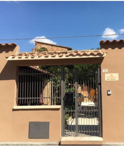 Il Mandarino Bed & Breakfast Decimomannu Exterior photo